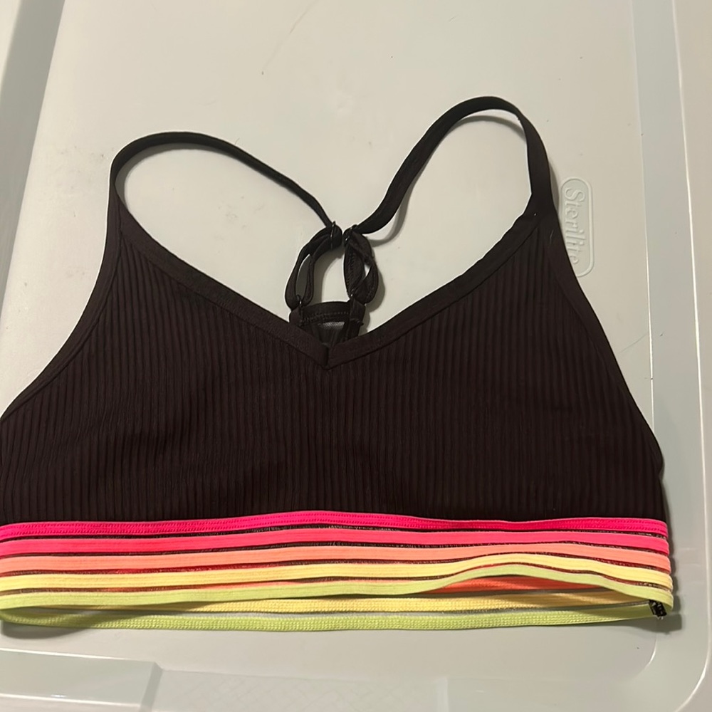 PINK lightly lined sports bra size small gently used